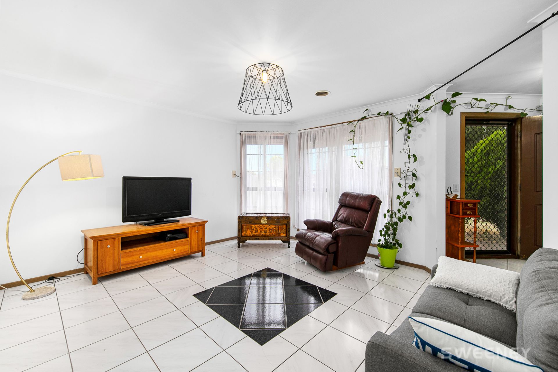258 Merton Street, Altona Meadows - Thumbnail 3