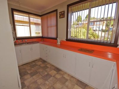 3
 
 
 
  
 
 
 1
 
 
 
  
 
 
 2
 
 
 
 
 
 
 
 7 Haven Crescent, ULVERSTONE TAS 7315, Ulverstone - Thumbnail 5