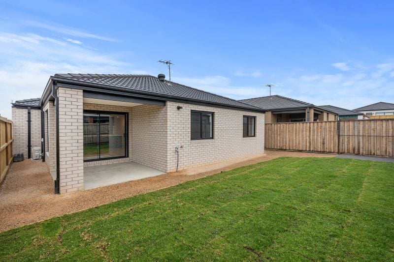 6 Reefton Street, Mambourin