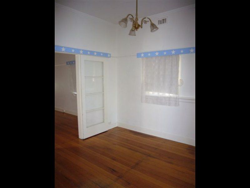 28 Station Street, Seaholme - Thumbnail 5