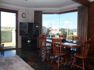 4
 
 
 
  
 
 
 3
 
 
 
  
 
 
 2
 
 
 
 
 
 
 
 26 Freer Street, SHEARWATER TAS 7307, Shearwater - Thumbnail 6