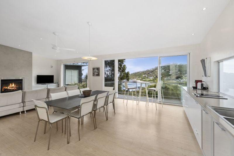 27 Wallace Street, Wye River, VIC, Wye River - Thumbnail 2