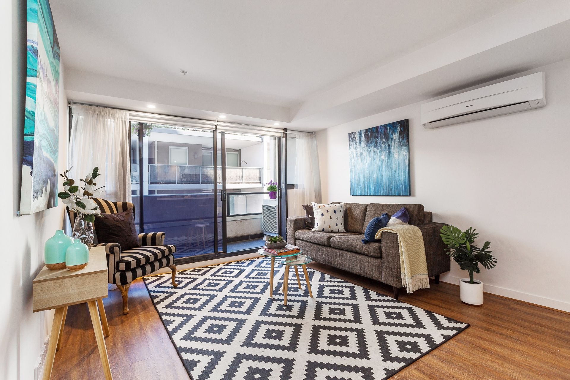 710/240 Barkly Street, Footscray - Thumbnail 3