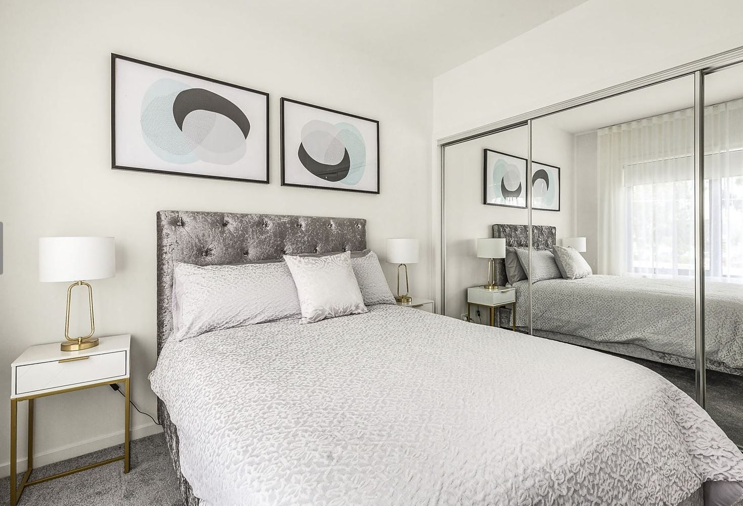 EXQUISITE INTERIORS, IMPECCABLE LOCATION