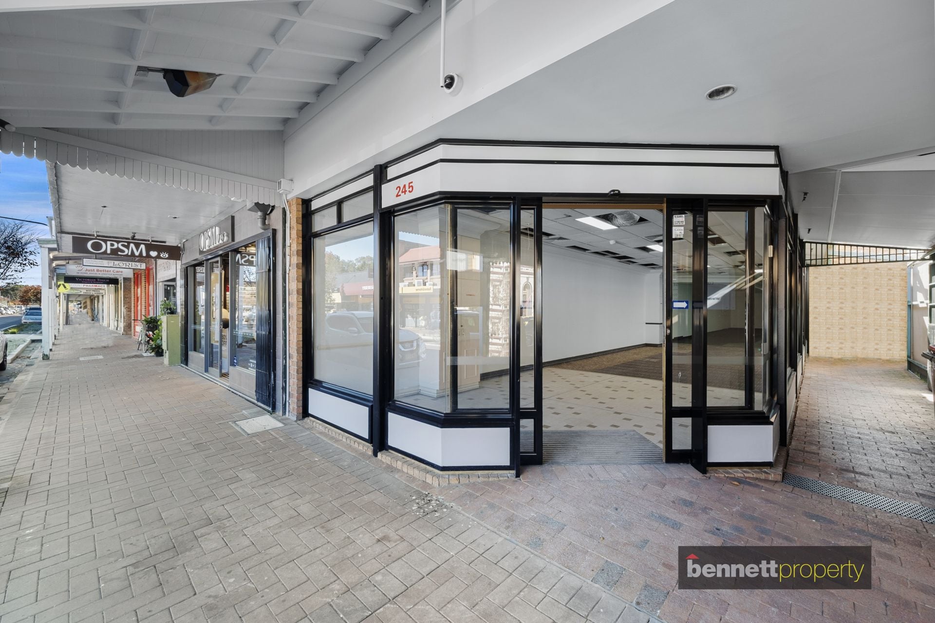 249 Windsor Street, Richmond - Thumbnail 2