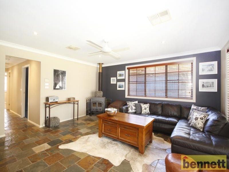 149 Spinks Road, Glossodia - Thumbnail 2
