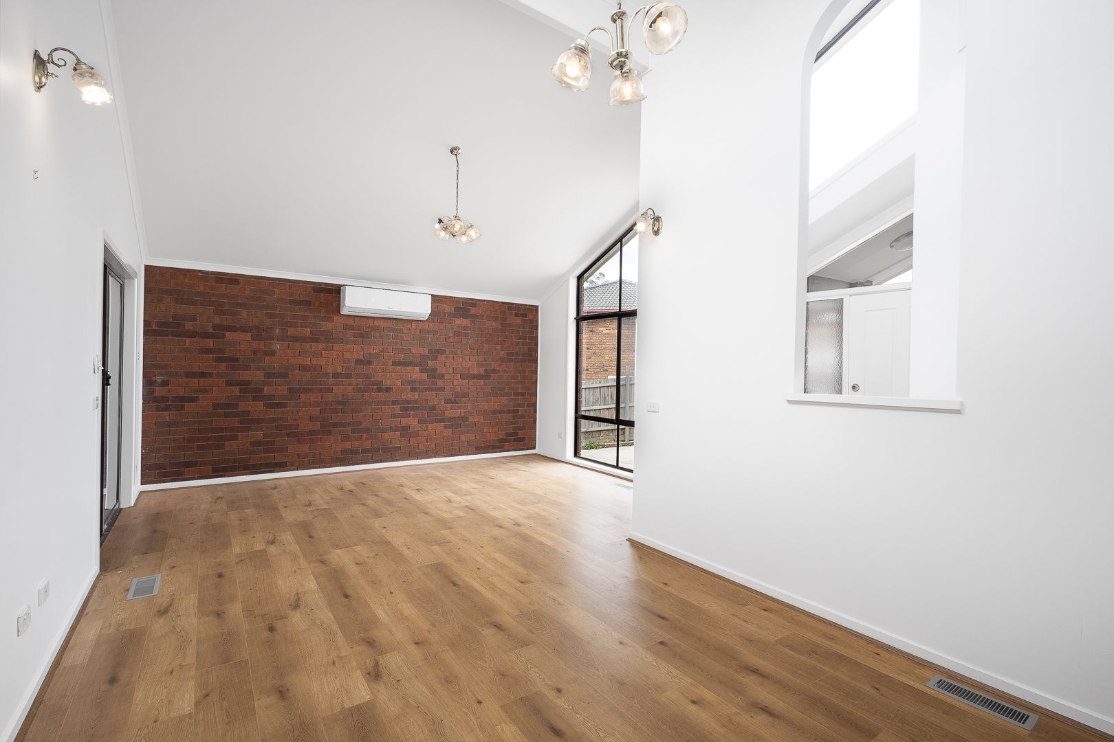 Well Presented 3 bedroom House