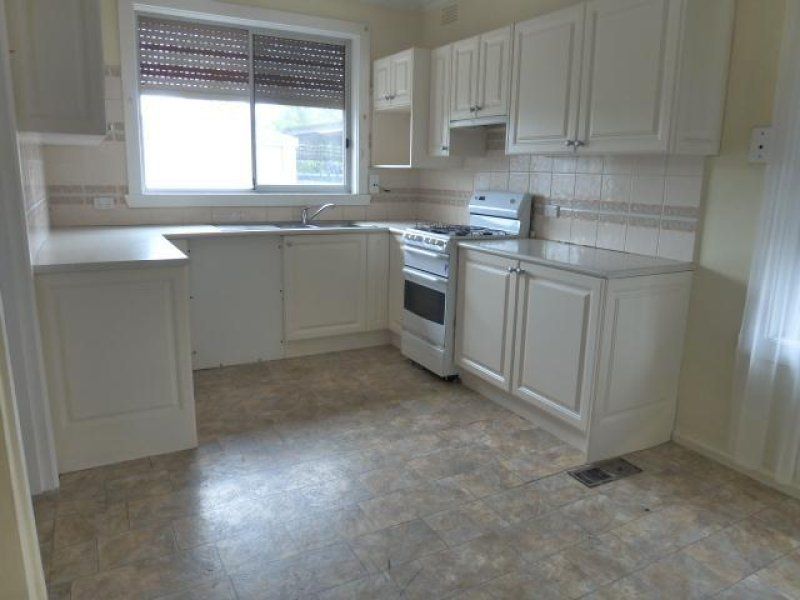 153 Cheddar Road, Reservoir