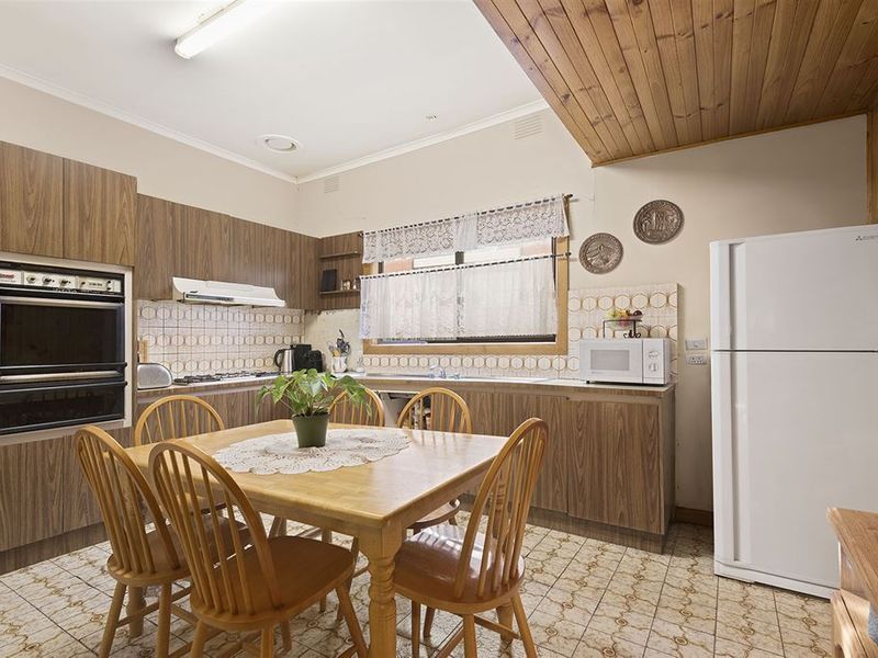 18 Lobb Street, Coburg - Thumbnail 4