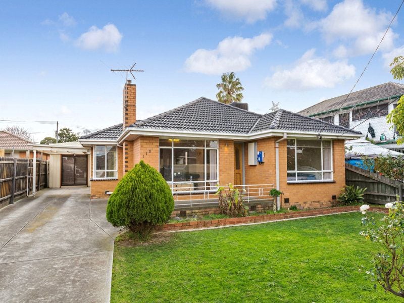 110 McIntosh Road, Altona North - Thumbnail 2