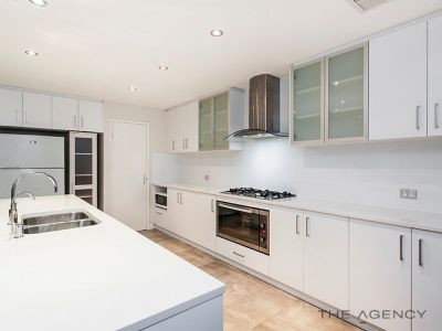 BREATHTAKING FAMILY HOME!