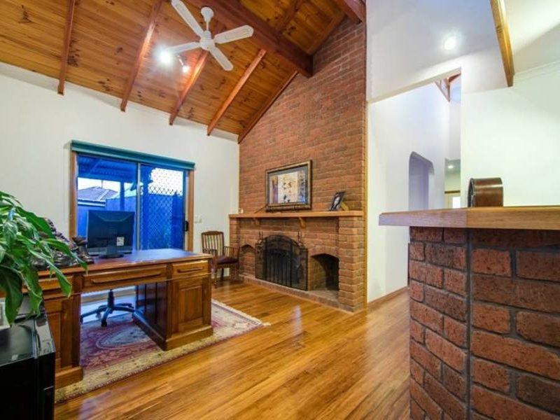 13 Ovington Place, Altona Meadows - Thumbnail 3