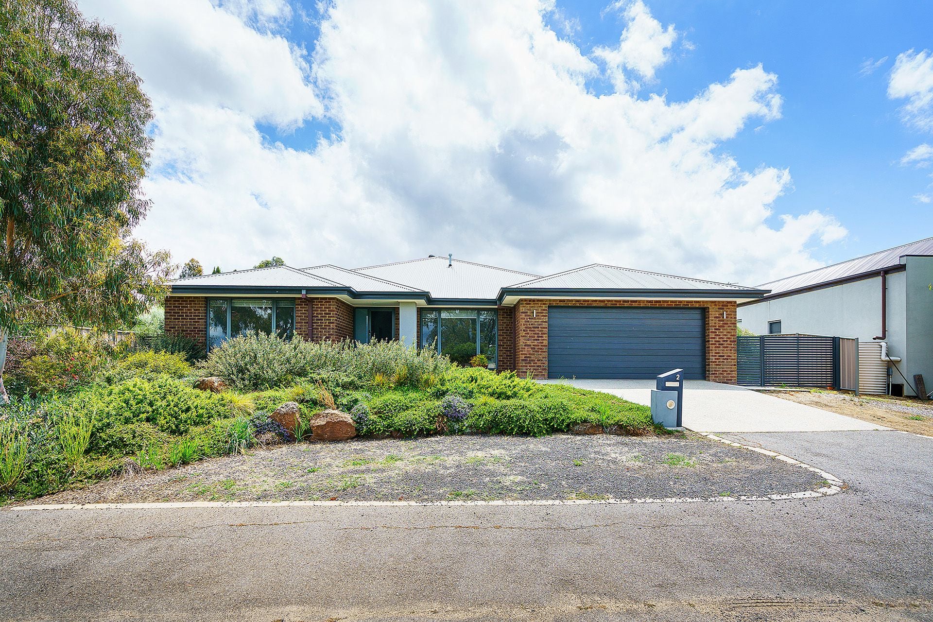 2/88 Brown Street, Castlemaine - Thumbnail 2