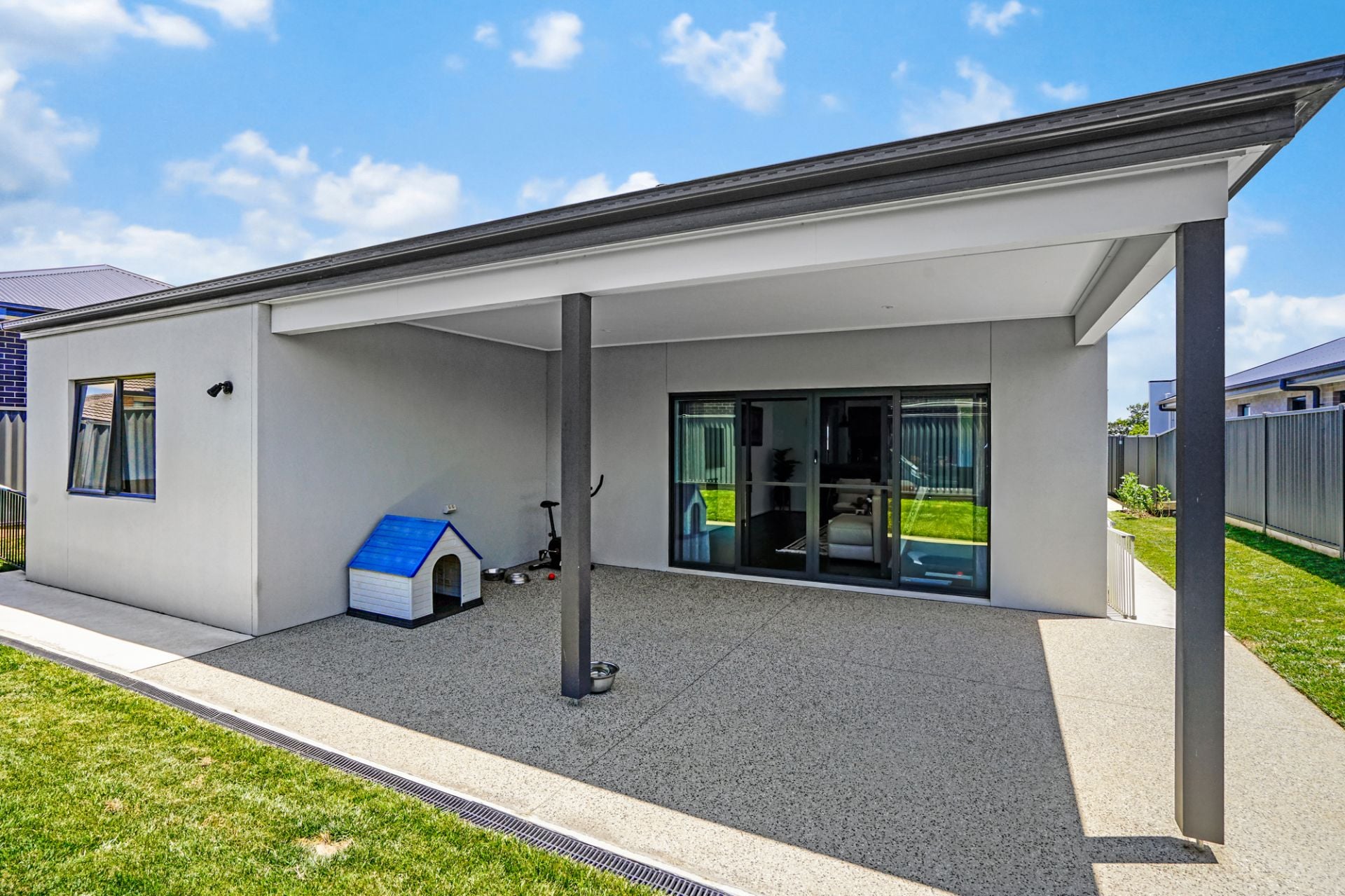 19 Evans Way, Lucas, Lucas - Thumbnail 2