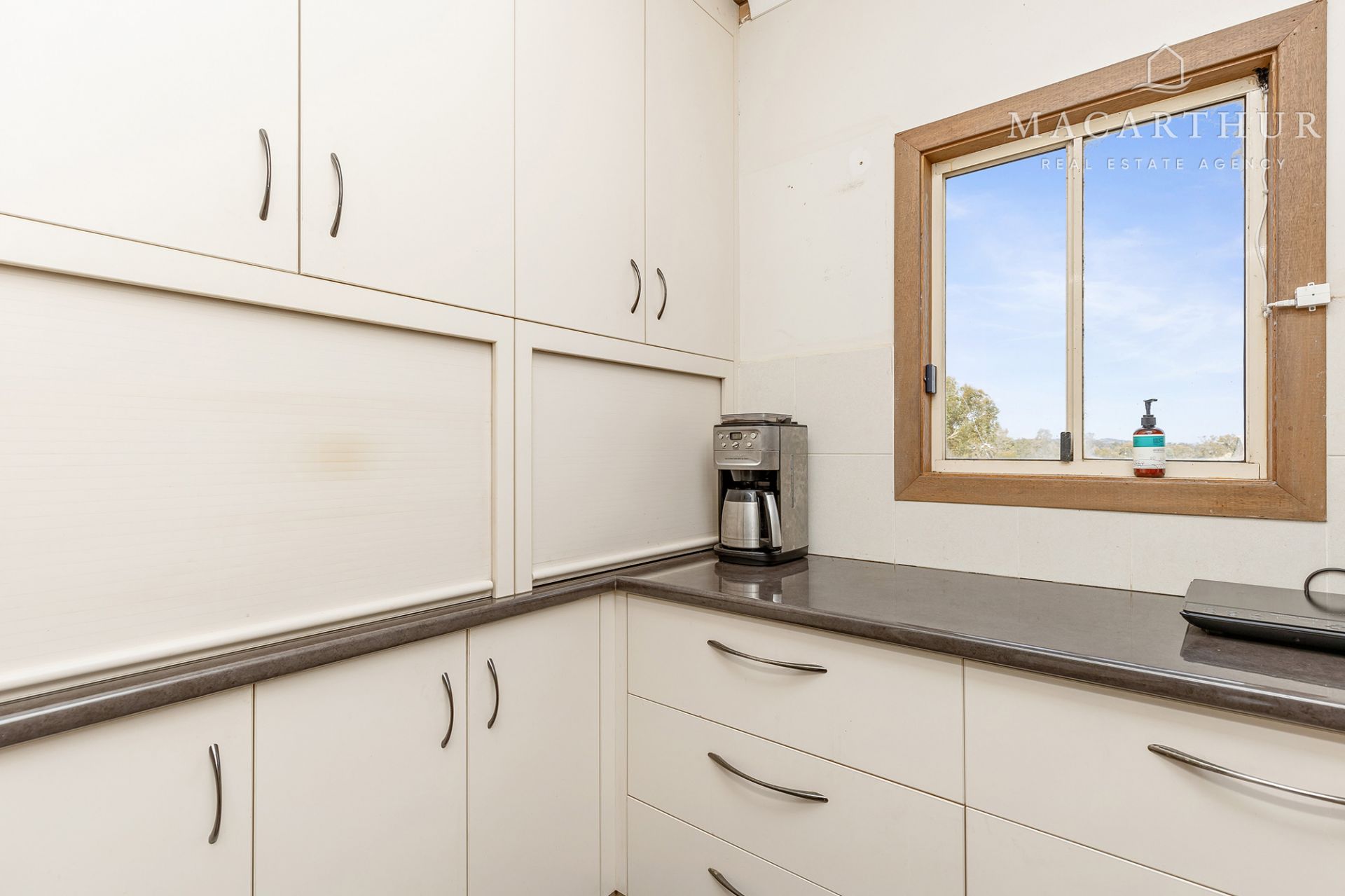 11 Devlin Street, Coolamon Macarthur Real Estate Agency