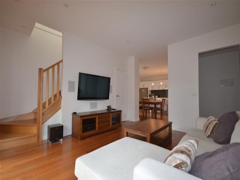 CONTEMPORARY LIVING AT ITS BEST