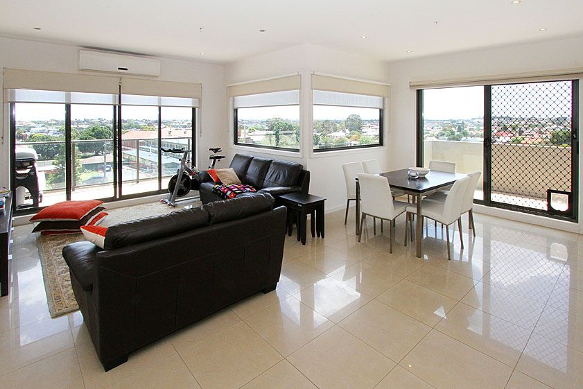 STYLISH EXECUTIVE LIVING