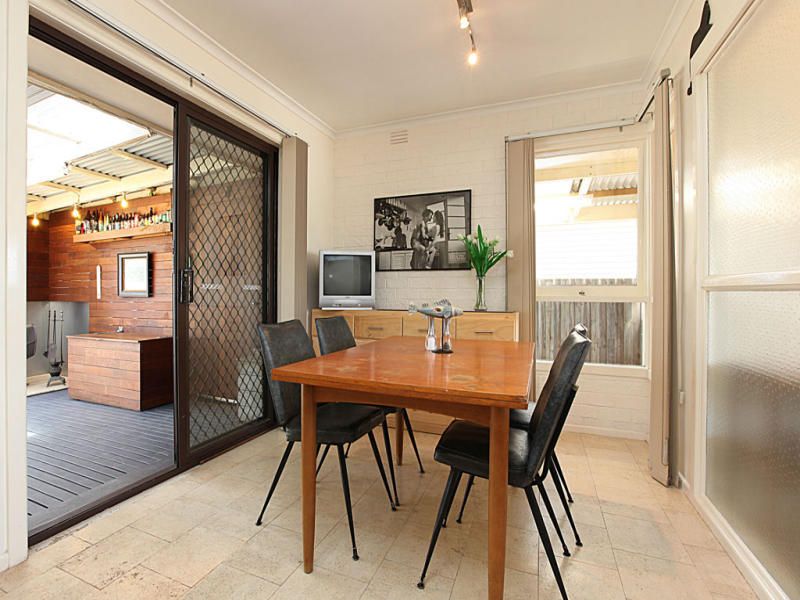 11 Charles Road, Altona - Thumbnail 5