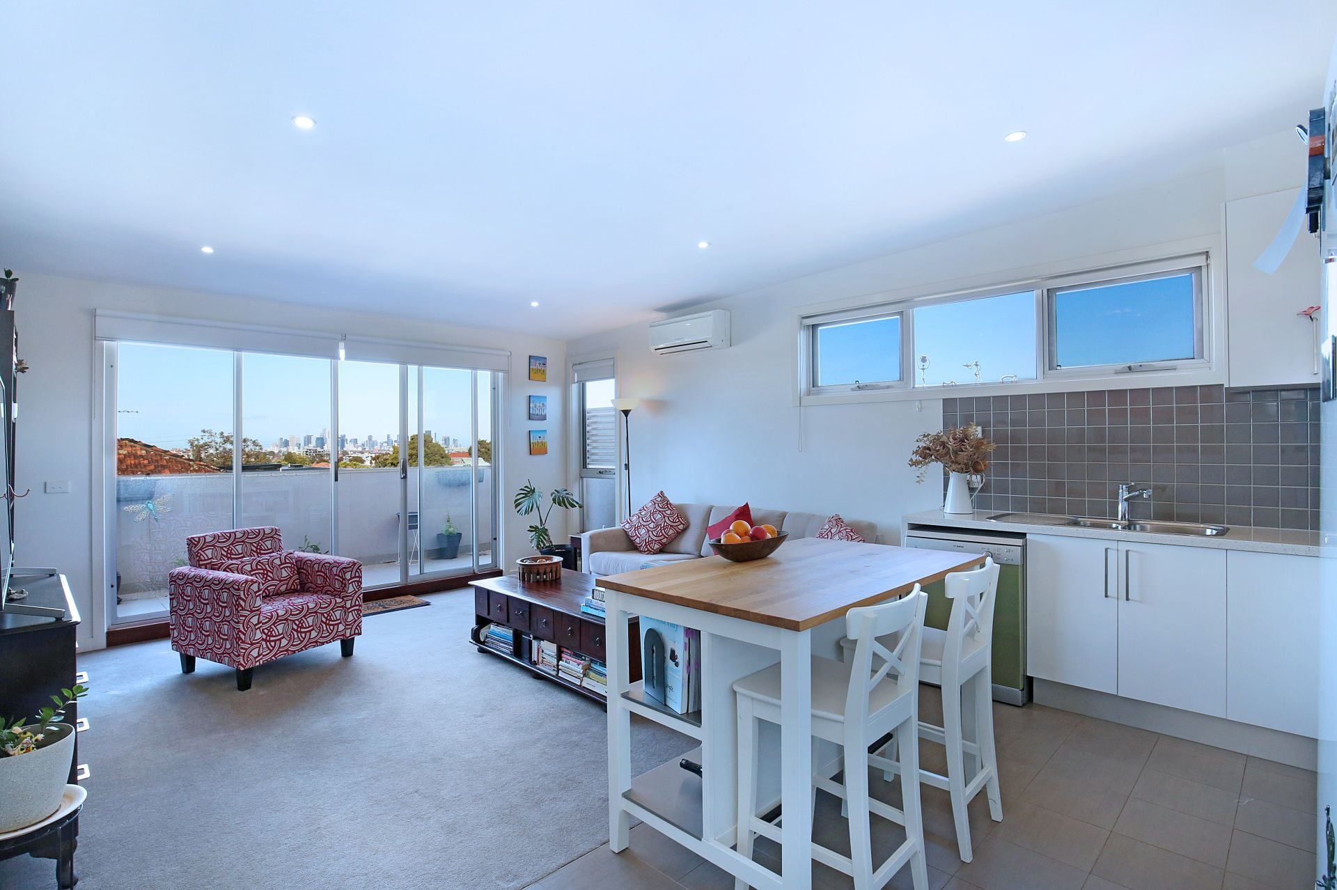 Oversized Unit with Stunning Views