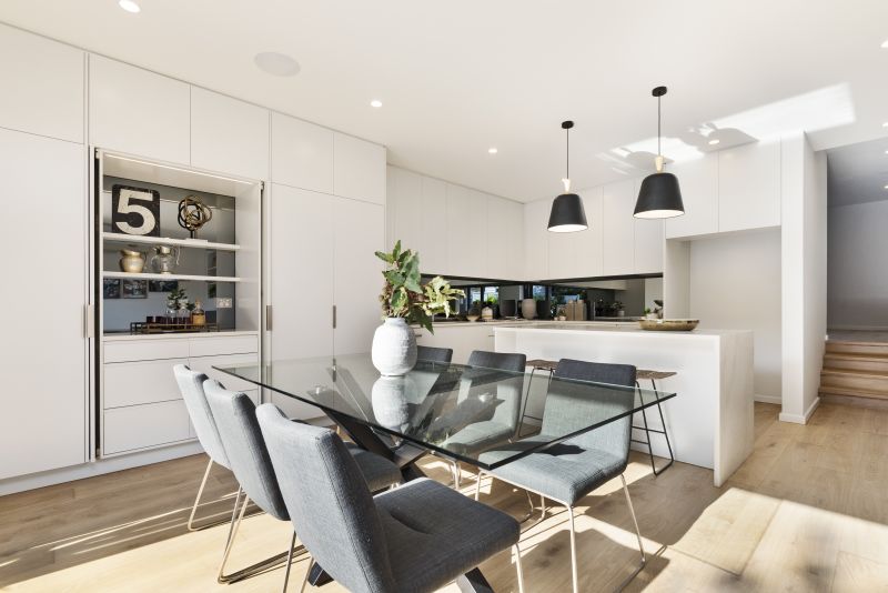 2 Hart Street, Balmain East