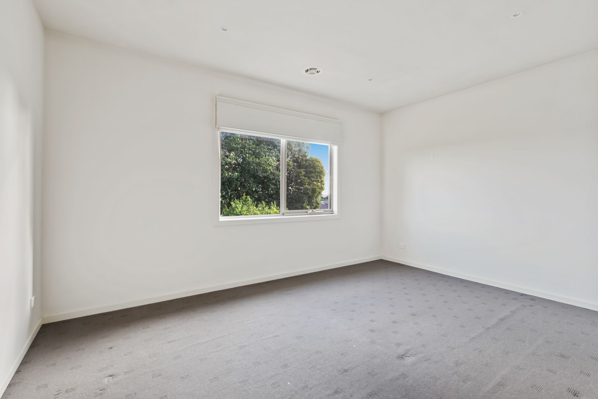 Spacious townhouse