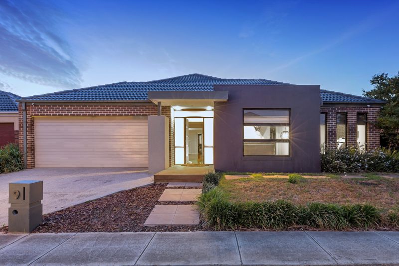 9 Nigella Drive, Point Cook - Thumbnail 2