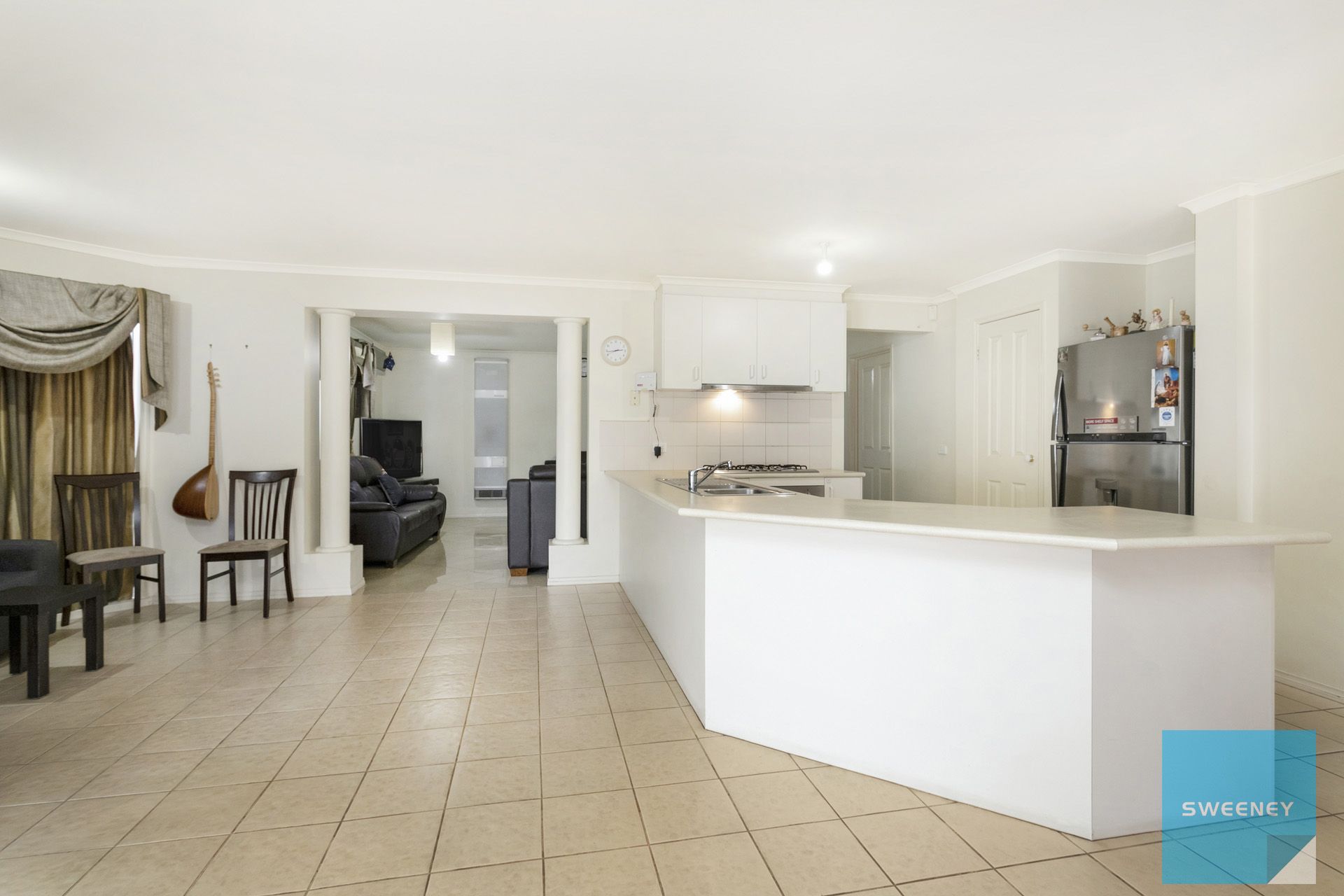 10 Macklin Way, Caroline Springs - Thumbnail 7