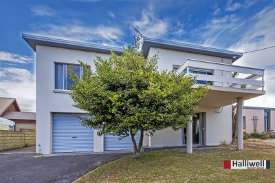 4
 
 
 
  
 
 
 2
 
 
 
  
 
 
 2
 
 
 
 
 
 
 
 12 Shearwater Boulevard, Shearwater TAS 7307, Shearwater - Thumbnail 3