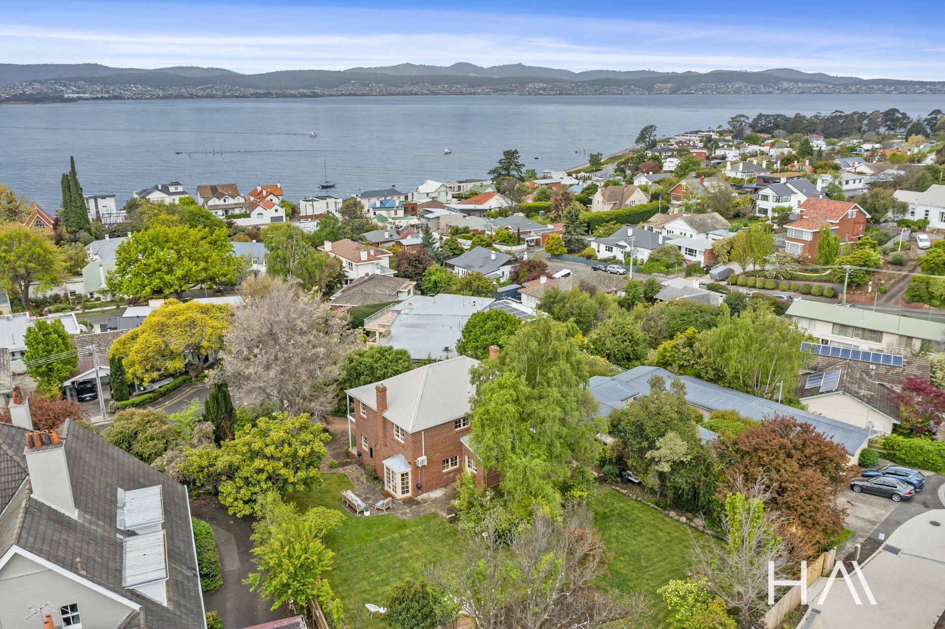 5 Melrose Court Sandy Bay, Sandy Bay - Thumbnail 3