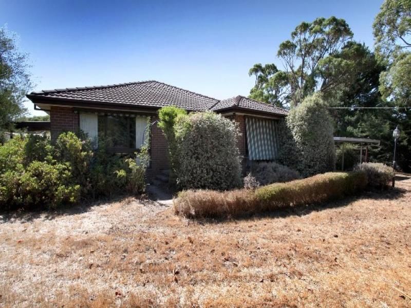 35 Metcalfe Drive, Romsey - Thumbnail 2