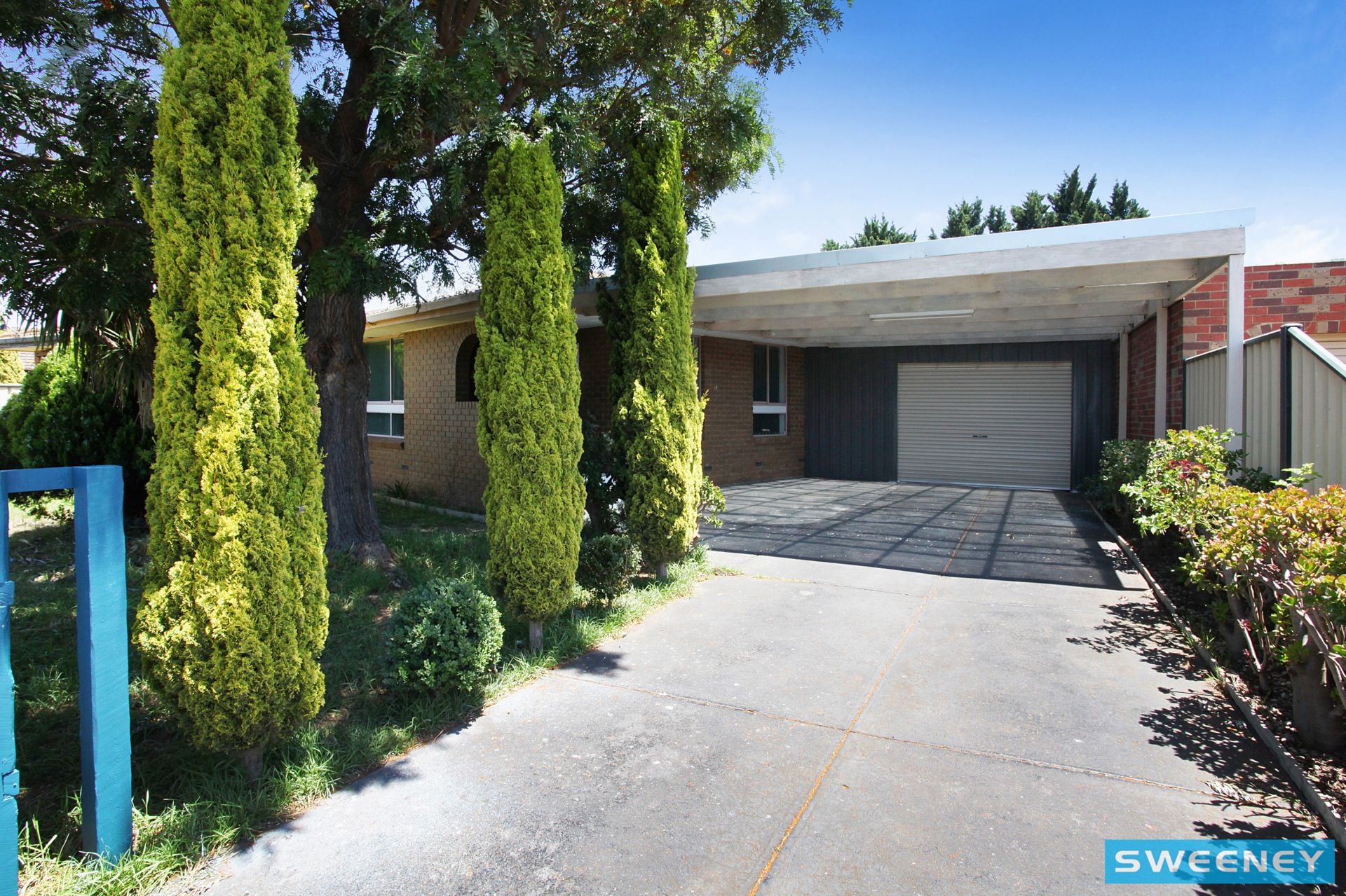 26 Chester Crescent, Deer Park - Thumbnail 2