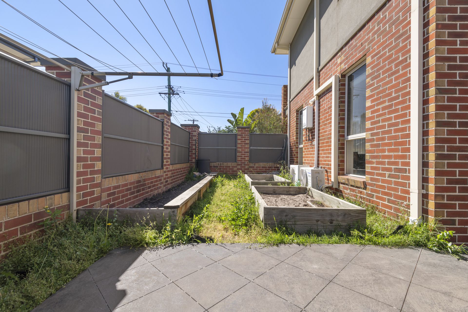 MODERN LIVING WITH A PRIME LOCALE