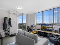 43/108 James Ruse Drive, Rosehill