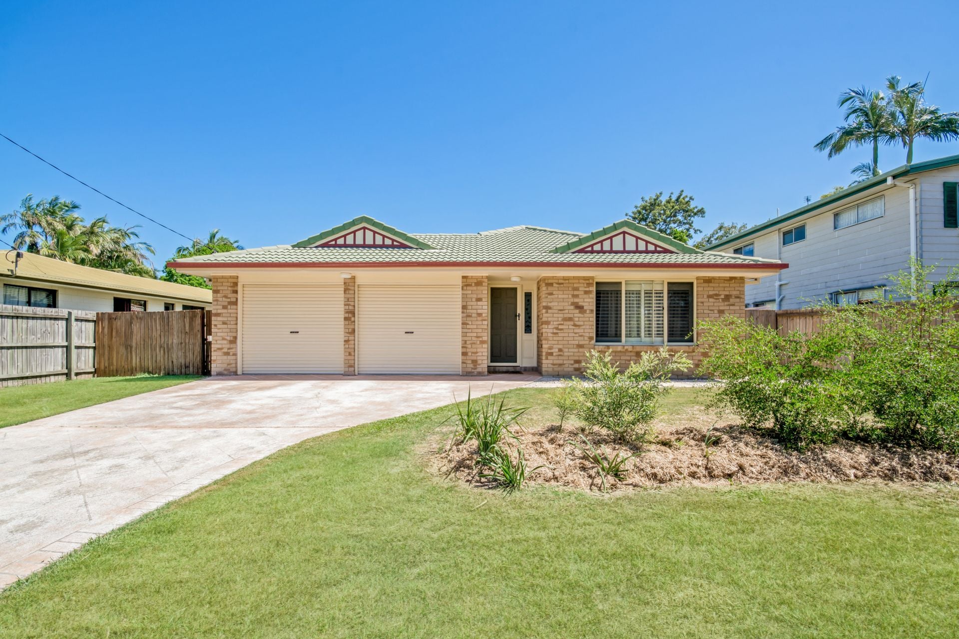 6 Boomba Street Pacific Paradise QLD, Pacific Paradise - Thumbnail 2