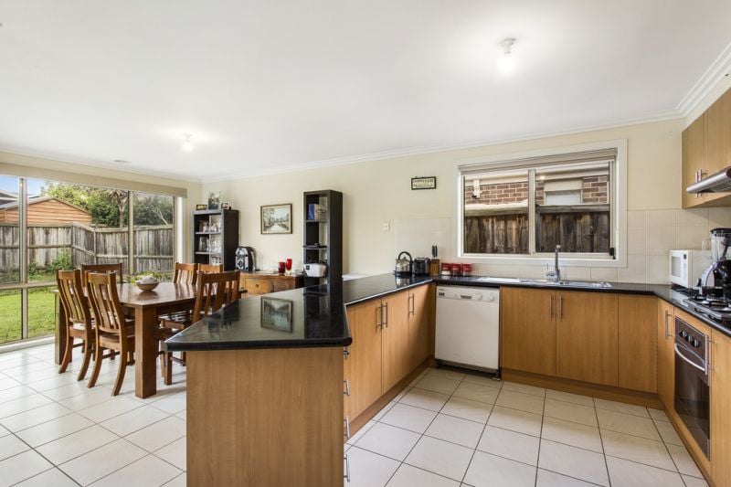 24 Garden Road, Doreen - Thumbnail 2