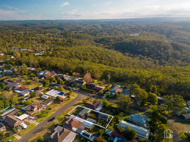 4 Germaine Avenue, Mount Riverview Chapman Real Estate