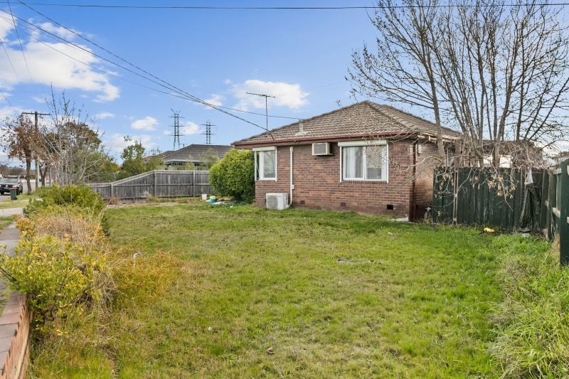19 Cleveland Street, Thomastown