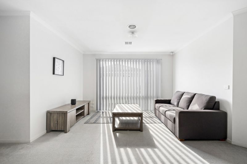 11 Squires Court, Caroline Springs - Thumbnail 7