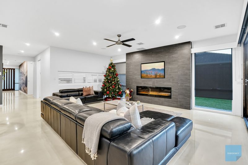 24 Dawkins Avenue, Fraser Rise - Thumbnail 7