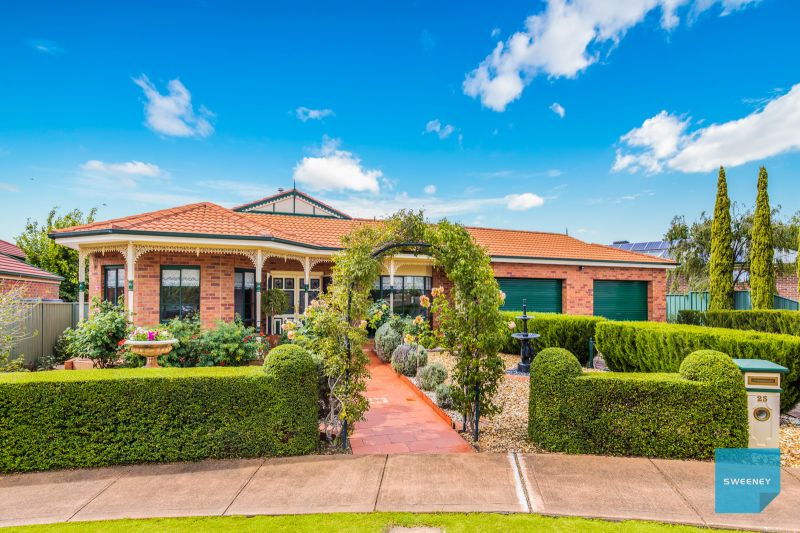 25 Windsor Gardens, Caroline Springs - Thumbnail 3