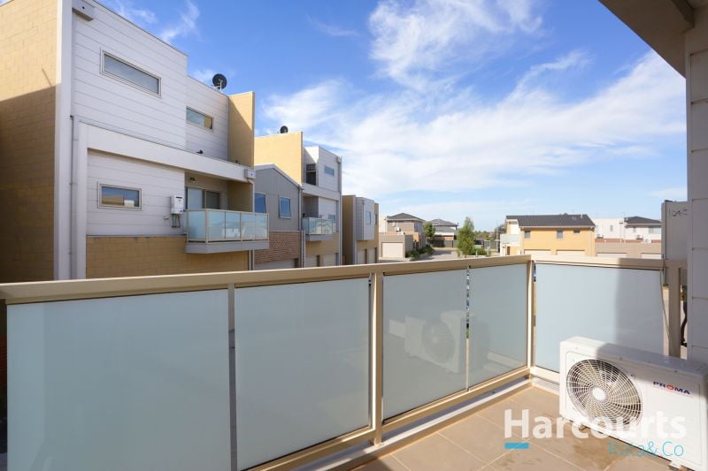 104/2 Rockgarden Drive, Truganina