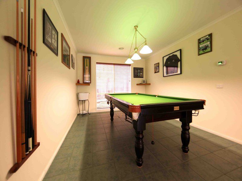 17 Trinity Way SOUTH MORANG, South Morang - Thumbnail 8