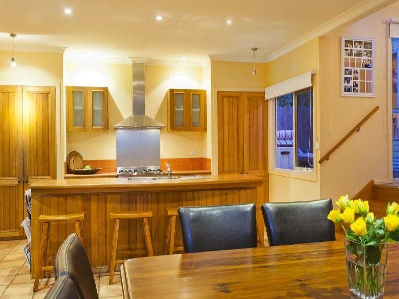 24 Blue Waters Drive OCEAN GROVE VIC, Ocean Grove - Thumbnail 2