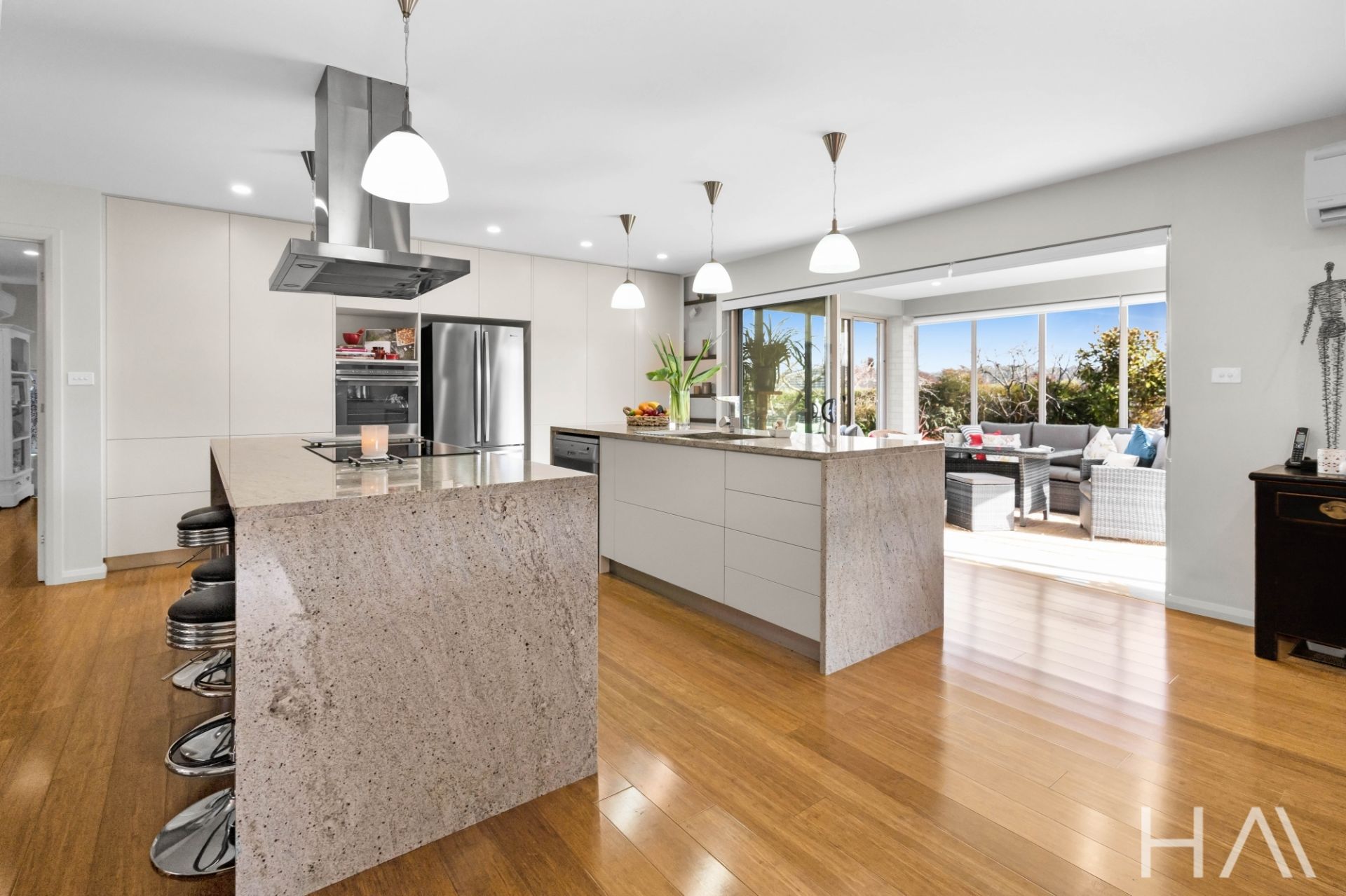 9 Opal Place Perth, Perth - Thumbnail 2
