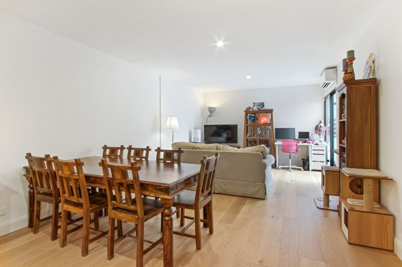8/374 Lygon Street, Brunswick East