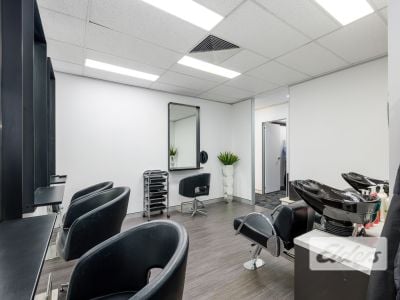 CENTRALLY LOCATED, REFURBISHED OFFICE/MEDICAL