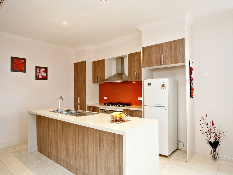 19 Cobb Street SOUTH MORANG, South Morang - Thumbnail 5