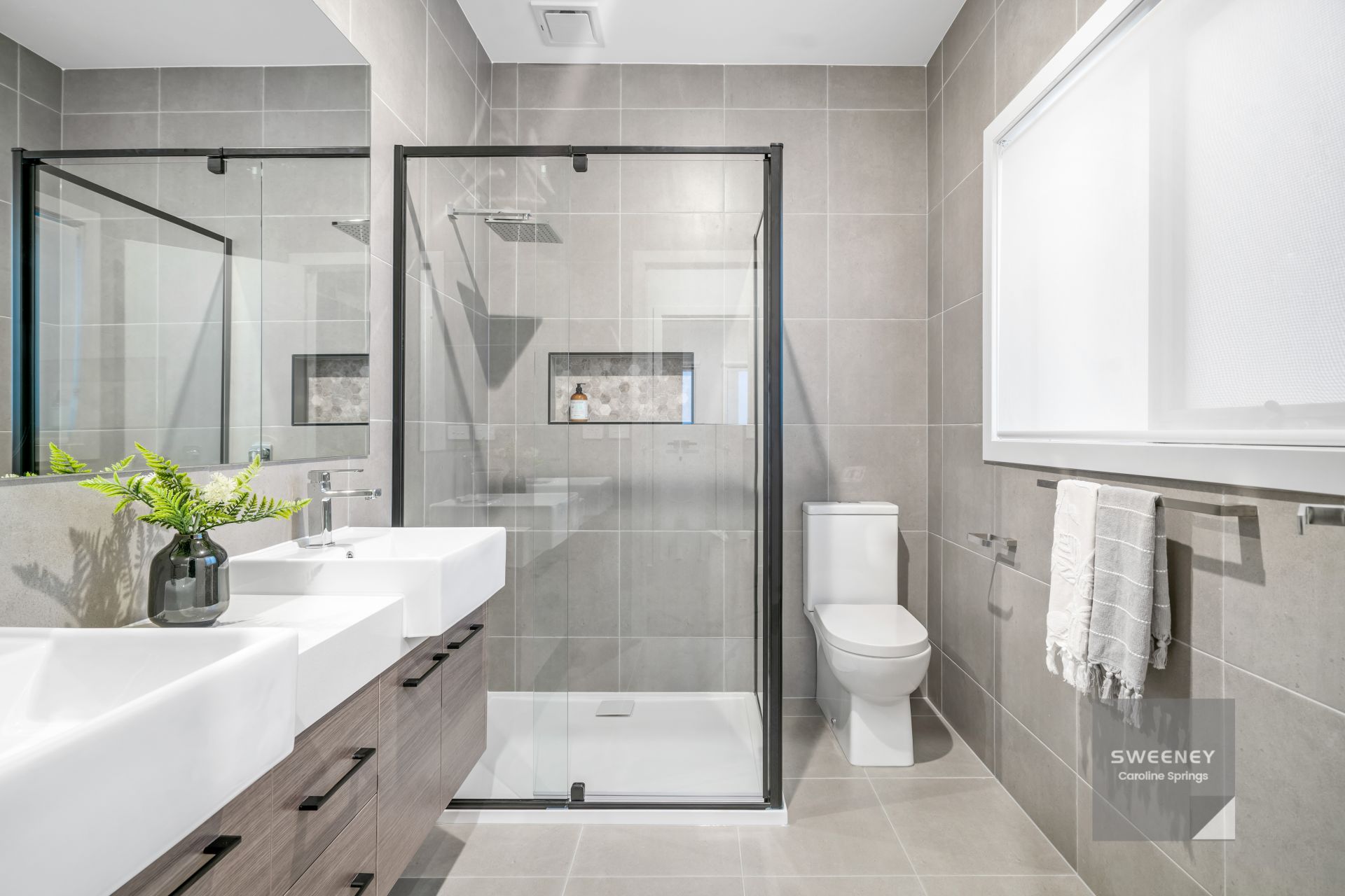 15 Tower Street, Thornhill Park - Thumbnail 4
