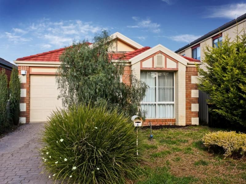 4 Monica Avenue, Caroline Springs - Thumbnail 2