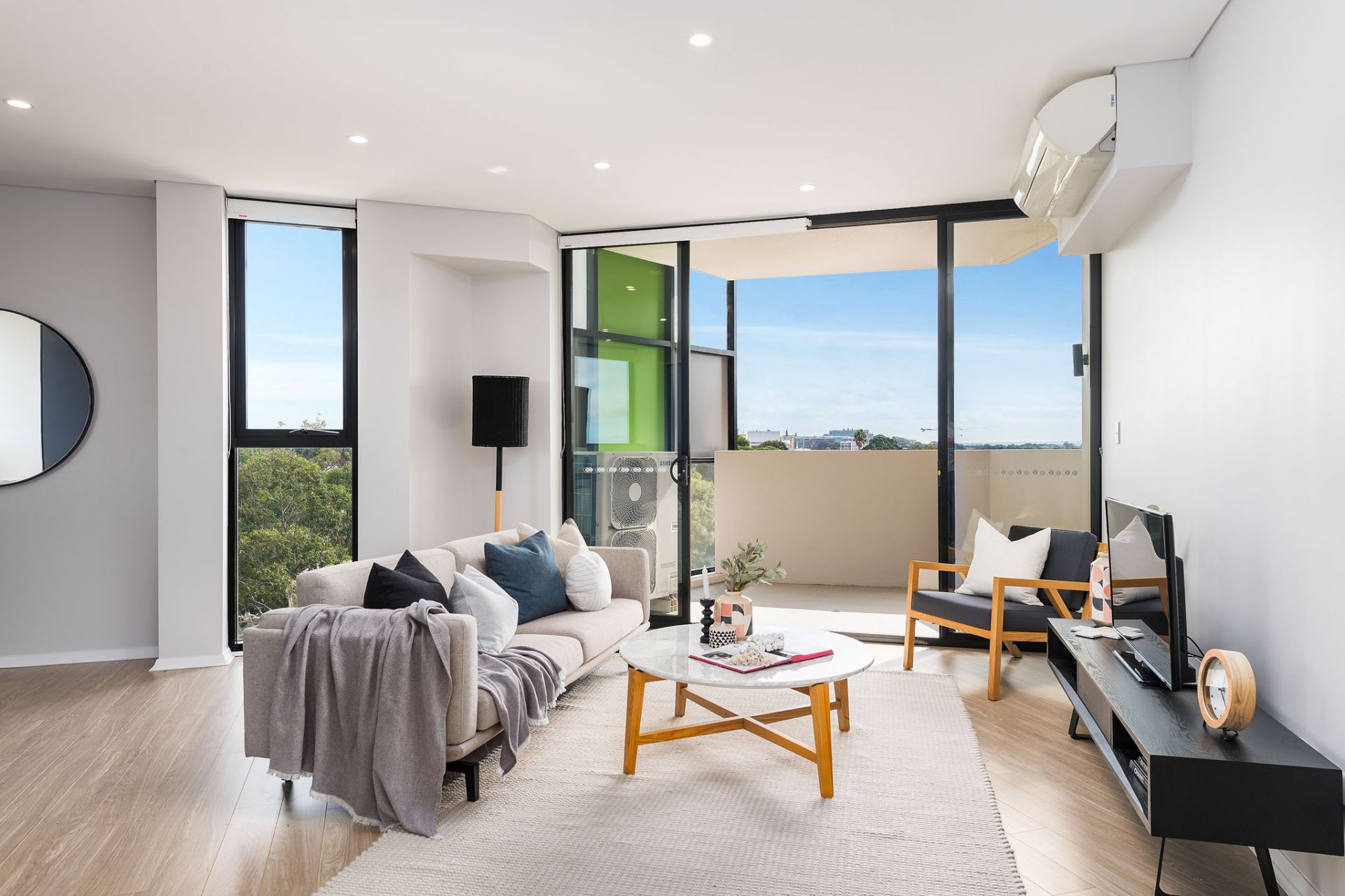 Sold - Light and style in a refreshed executive apartment